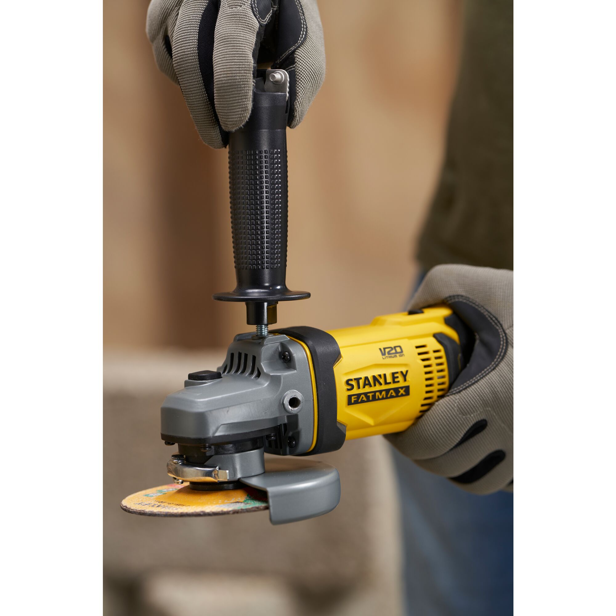 Angle grinder cordless online with battery