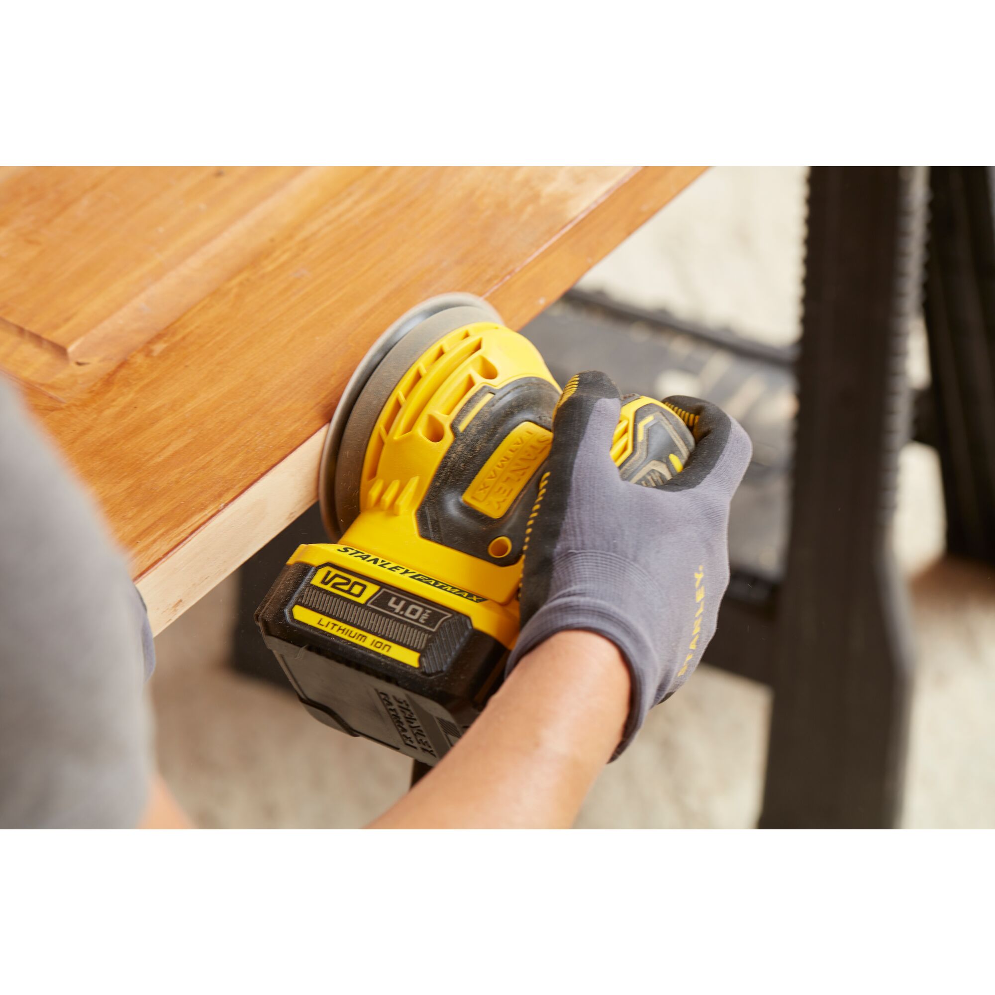 18v discount orbital sander