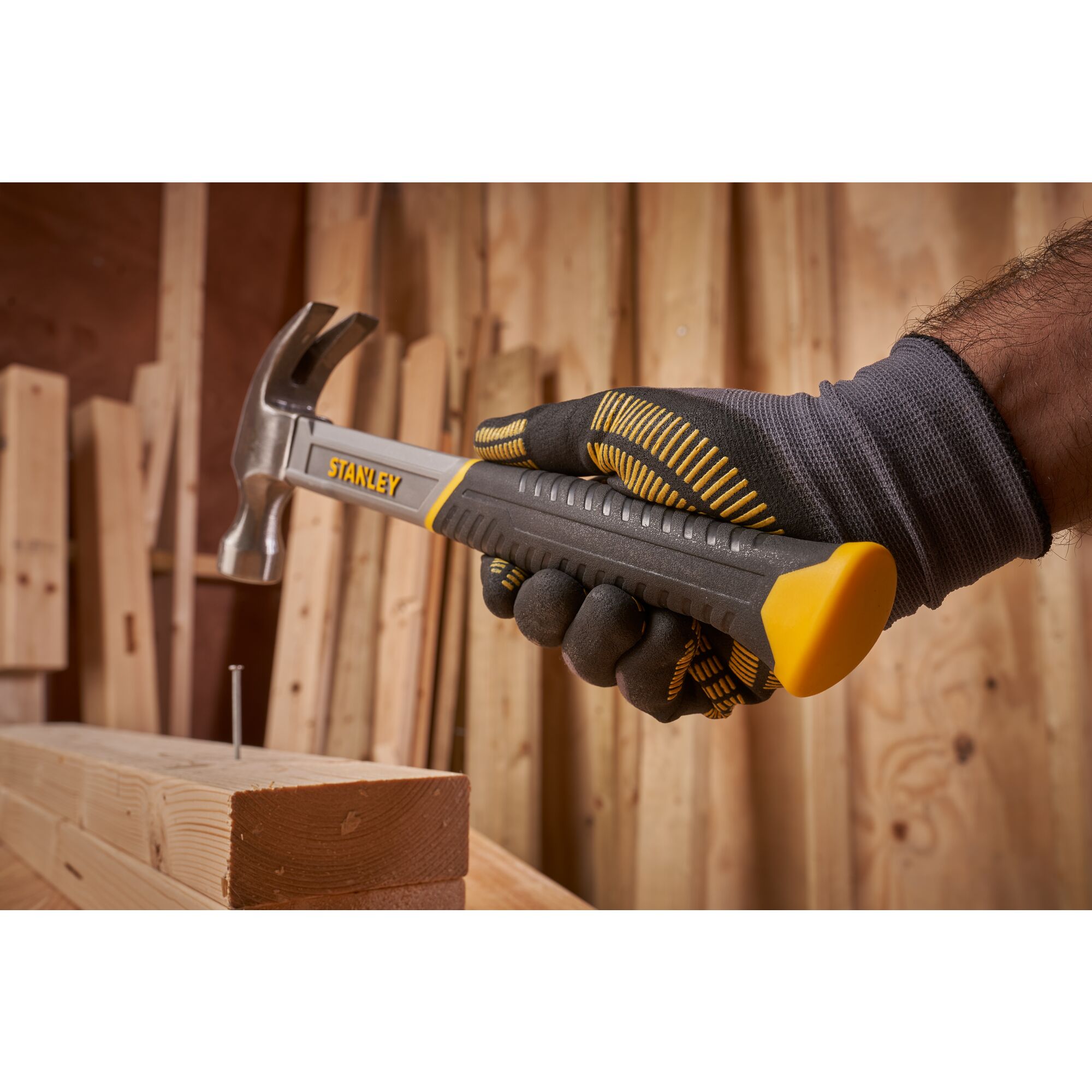 STANLEY® Curve-Claw Fiberglass Hammer (16Oz/450g) | STANLEY